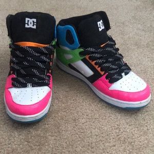 DC - High Top Sneakers